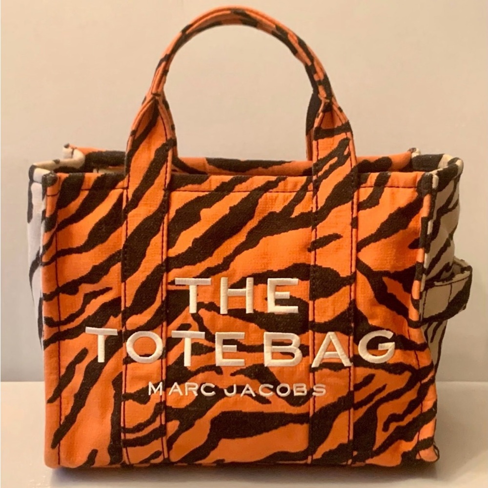 Marc Jacobs The Tote Bag Tiger Stripe Tote Medium